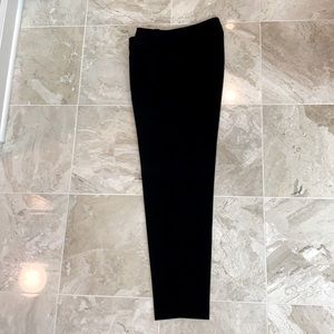 Anne Klein sz 4 black trousers.  Straight leg EUC